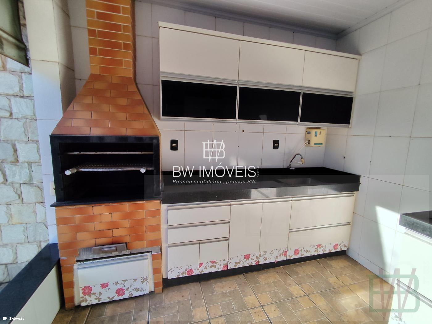 Casa, 3 quartos, 210 m² - Foto 34