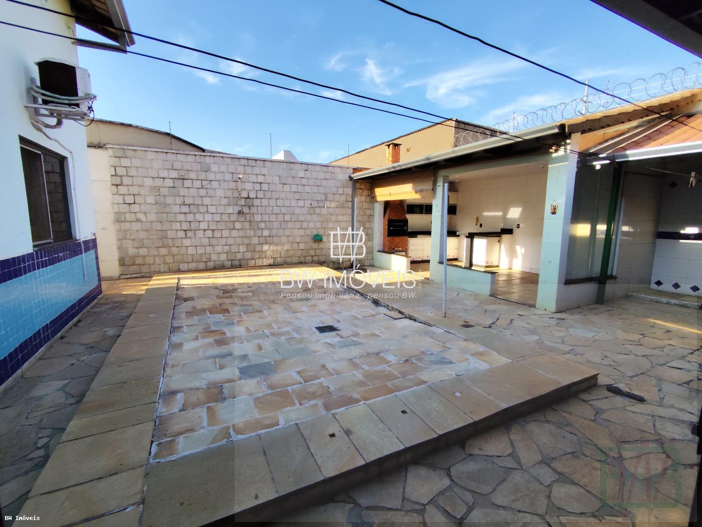 Casa, 3 quartos, 210 m² - Foto 36