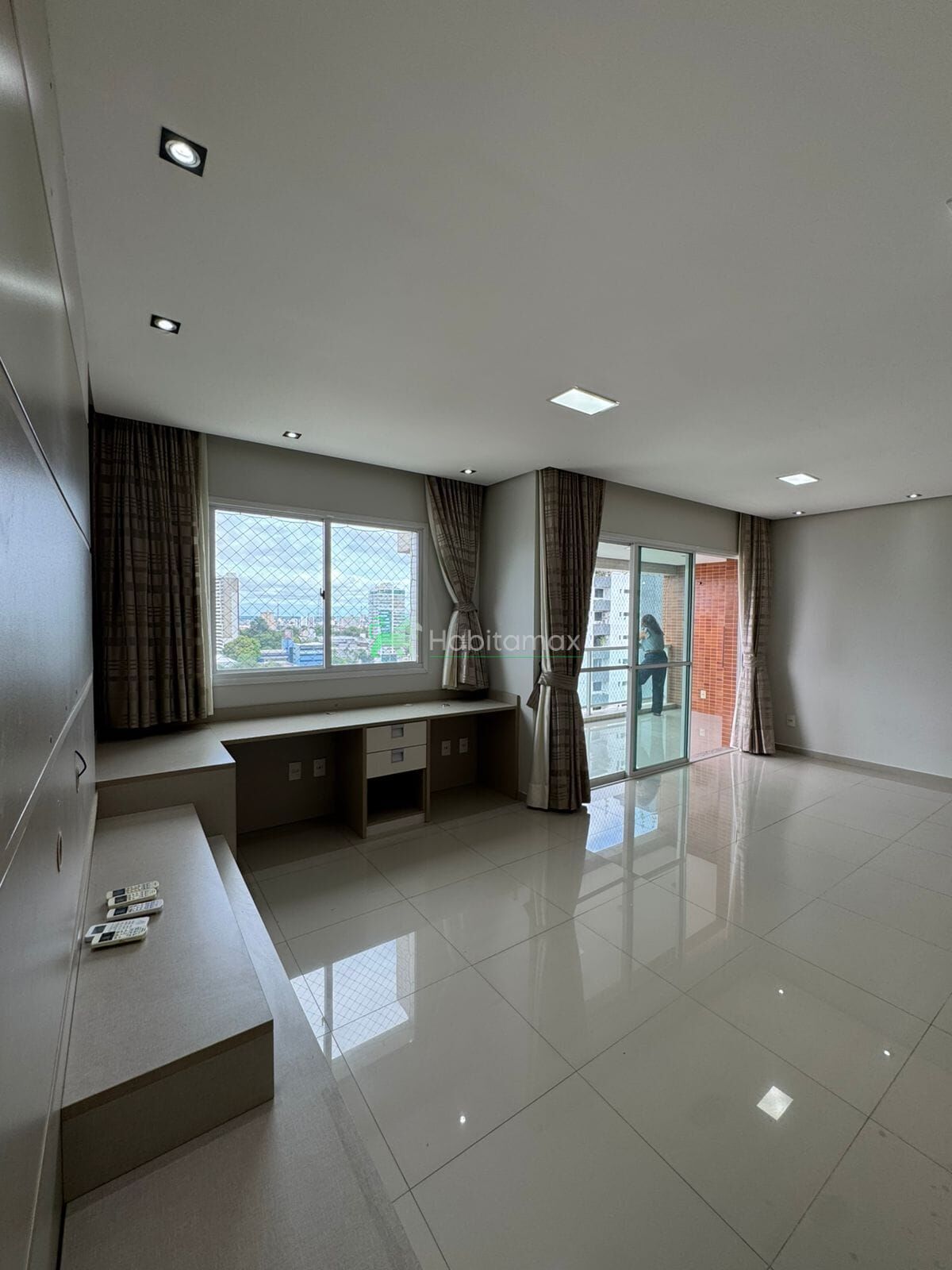 Apartamento, 3 quartos, 140 m² - Foto 1