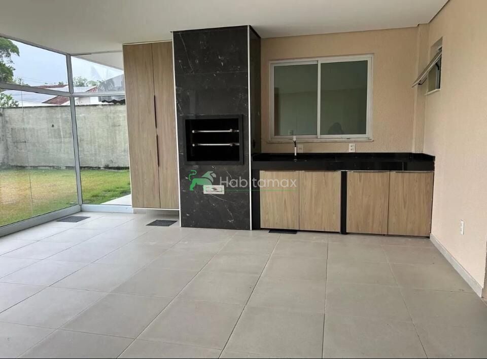 Casa, 3 quartos, 250 m² - Foto 8