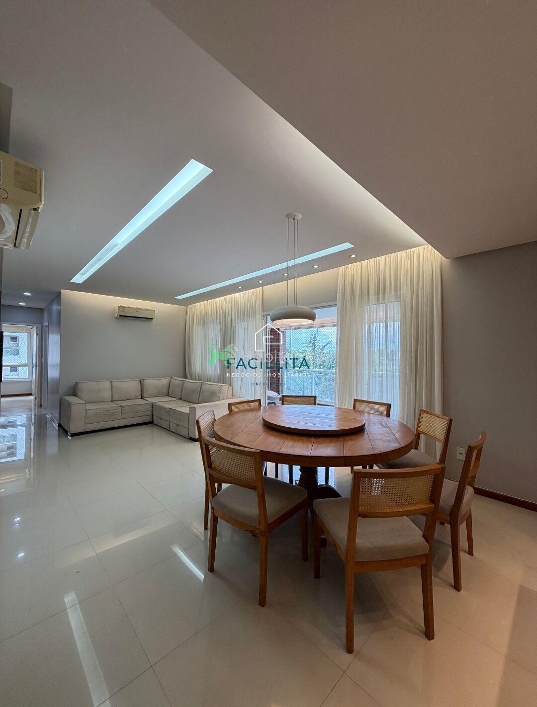 Apartamento, 3 quartos, 138 m² - Foto 2