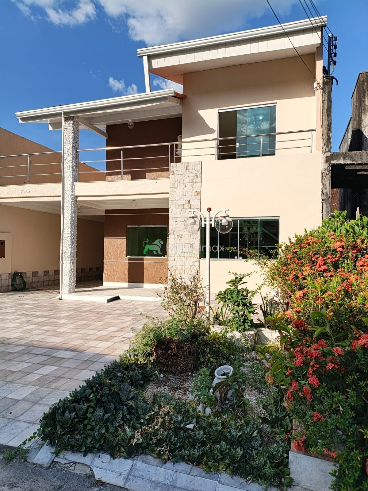 Casa, 4 quartos, 275 m² - Foto 1