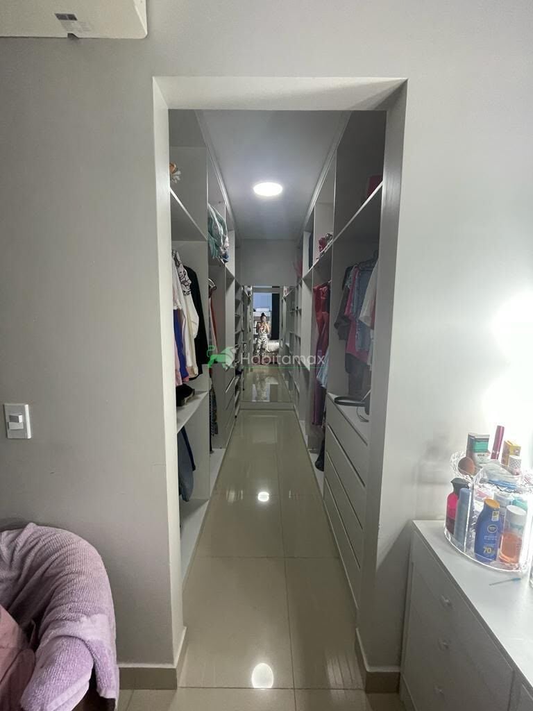 Casa, 3 quartos, 250 m² - Foto 13