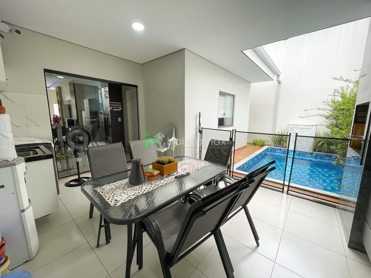 Casa, 3 quartos, 130 m² - Foto 2