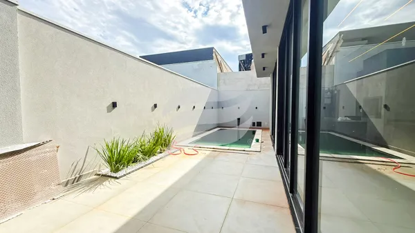 Casa à venda no bairro Santa Luzia em Araçatuba/SP