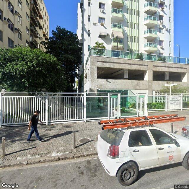 Imagem estática do "Street View" da localização