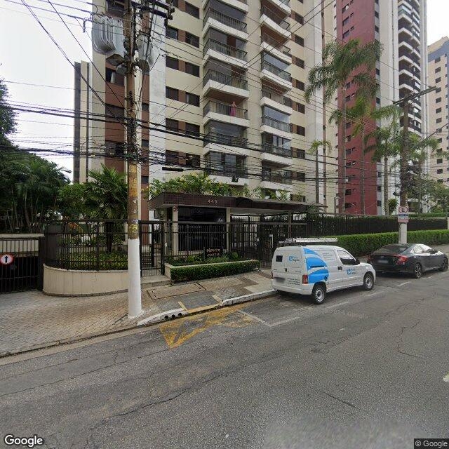 Imagem estática do "Street View" da localização
