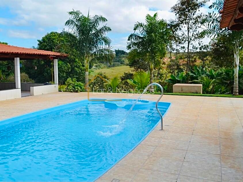🏡 Viva o Melhor da Vida no Campo – Chácara Exclusiva às Margens da BR-354