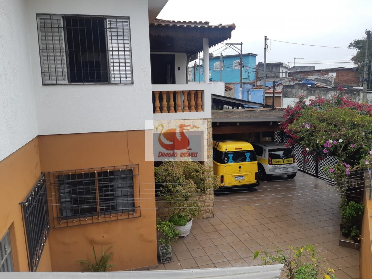 Sobrado, 3 quartos, 191 m² - Foto 2