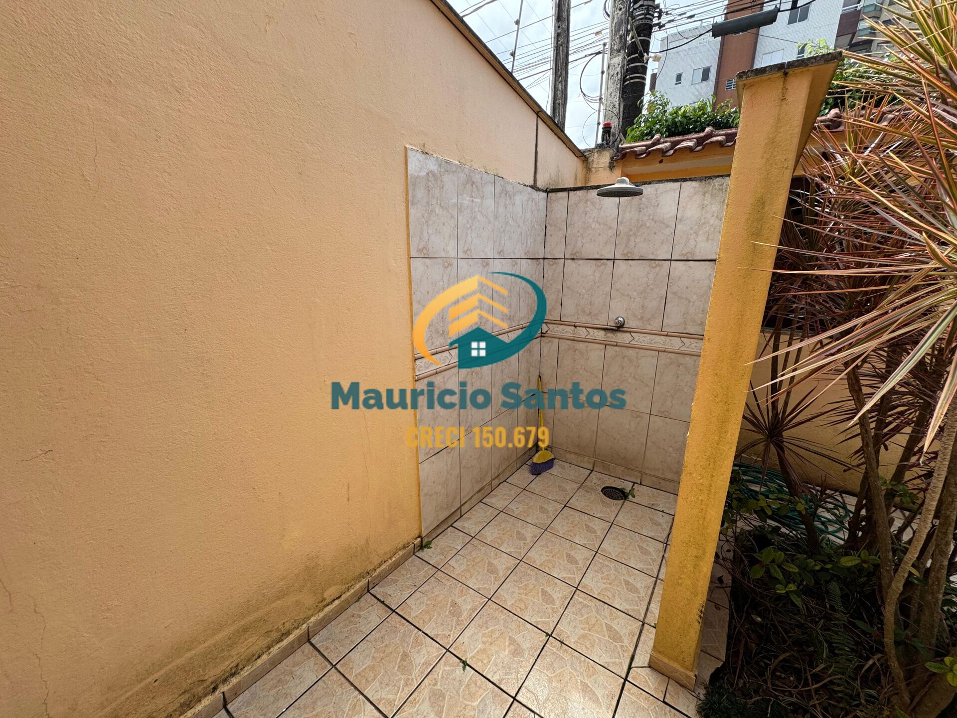 Casa à venda com 5 quartos, 1 suíte, 3 vagas e 219m² no Centro, Mongaguá (SP) — foto 28 de 29
