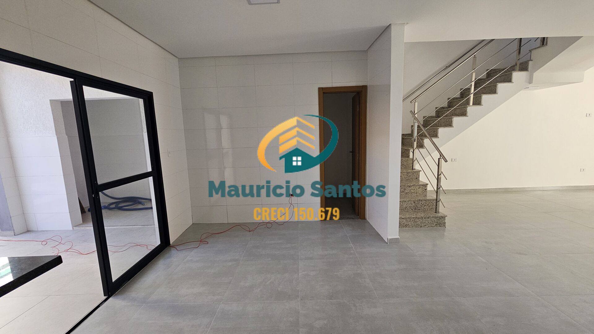 Casa à venda com 3 quartos, 3 suítes, 2 vagas e 179m² no Jardim Aguapeu, Mongaguá (SP) — foto 14 de 30