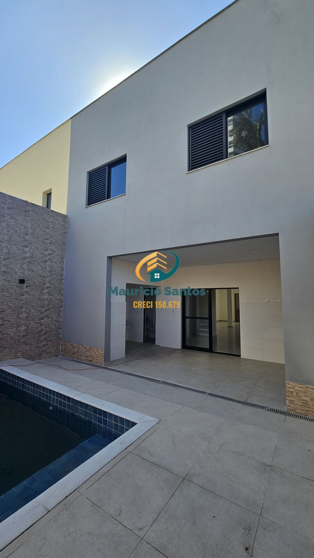 Casa à venda com 3 quartos, 3 suítes, 2 vagas e 179m² no Jardim Aguapeu, Mongaguá (SP) — foto 22 de 30