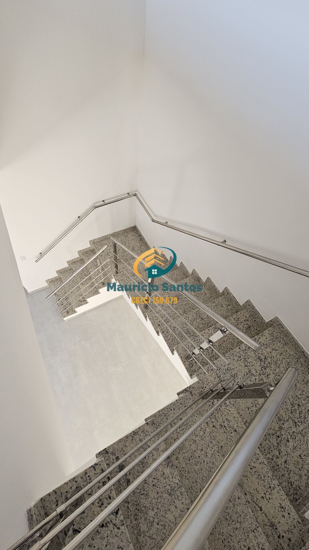 Casa à venda com 3 quartos, 3 suítes, 2 vagas e 179m² no Jardim Aguapeu, Mongaguá (SP) — foto 25 de 30