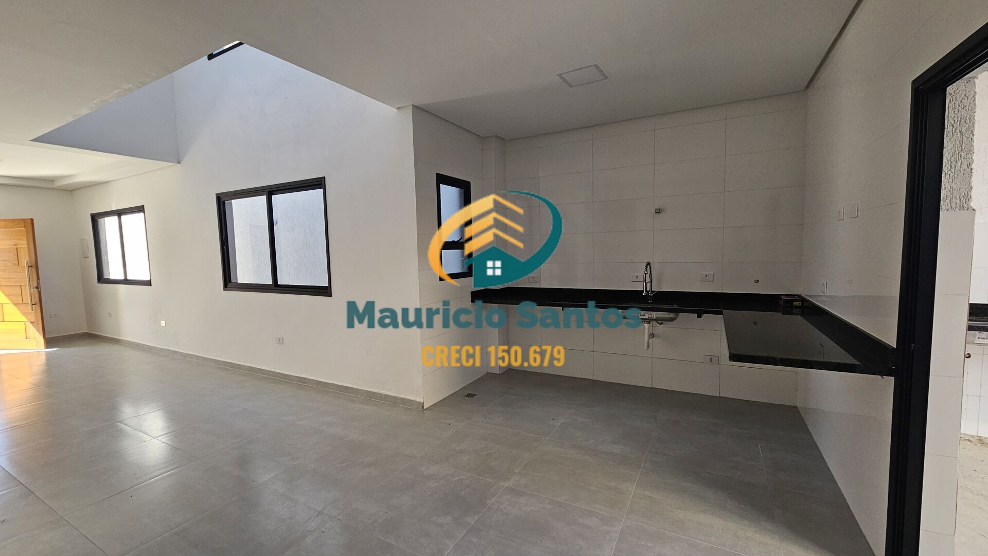 Casa à venda com 3 quartos, 3 suítes, 2 vagas e 179m² no Jardim Aguapeu, Mongaguá (SP) — foto 15 de 30