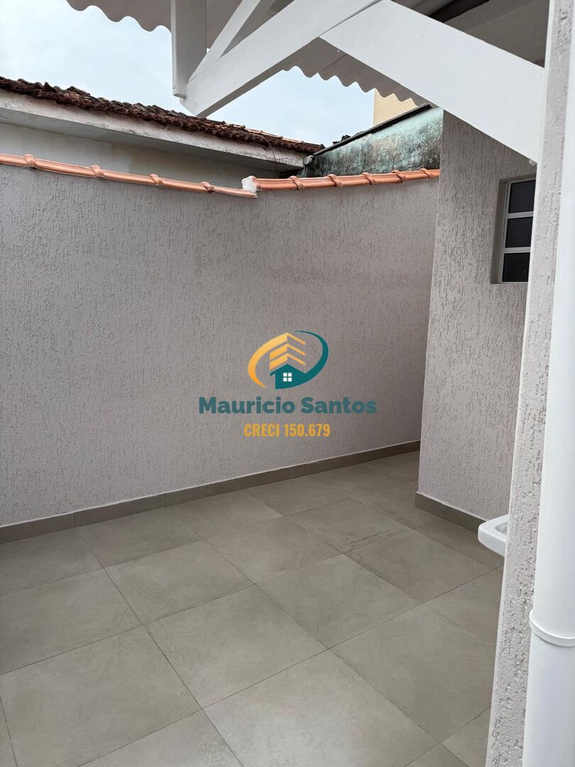 Casa à venda com 2 quartos, 1 suíte, 2 vagas e 70m² no Maracanã, Praia Grande (SP) — foto 10 de 20