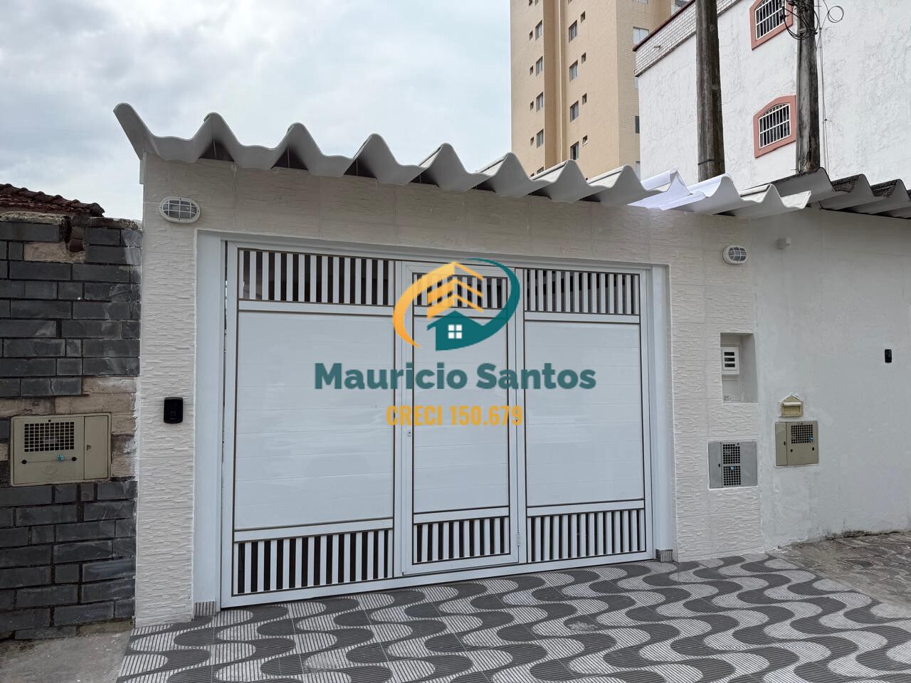 Casa à venda com 2 quartos, 1 suíte, 2 vagas e 70m² no Maracanã, Praia Grande (SP) — foto 2 de 20