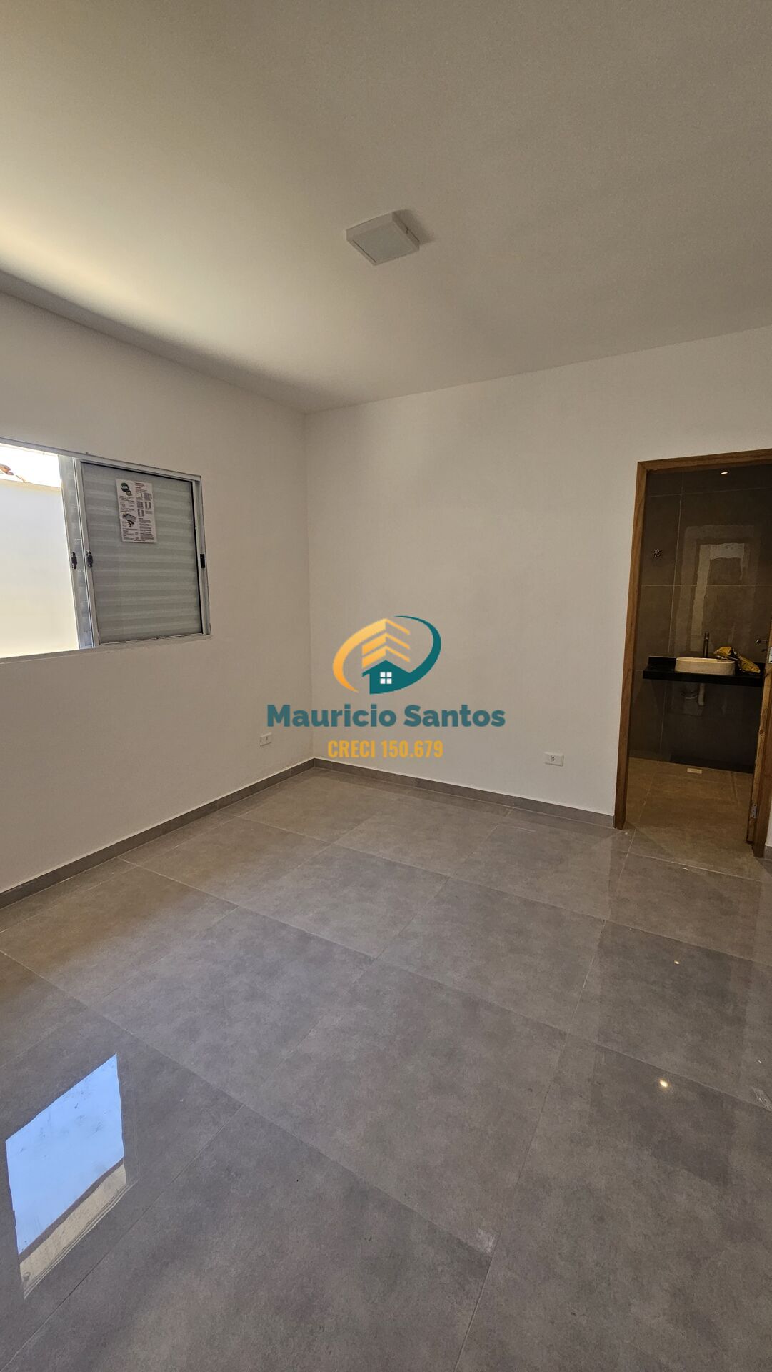 Casa à venda com 2 quartos, 1 suíte, 2 vagas e 70m² no Itaguai, Mongaguá (SP) — foto 24 de 26
