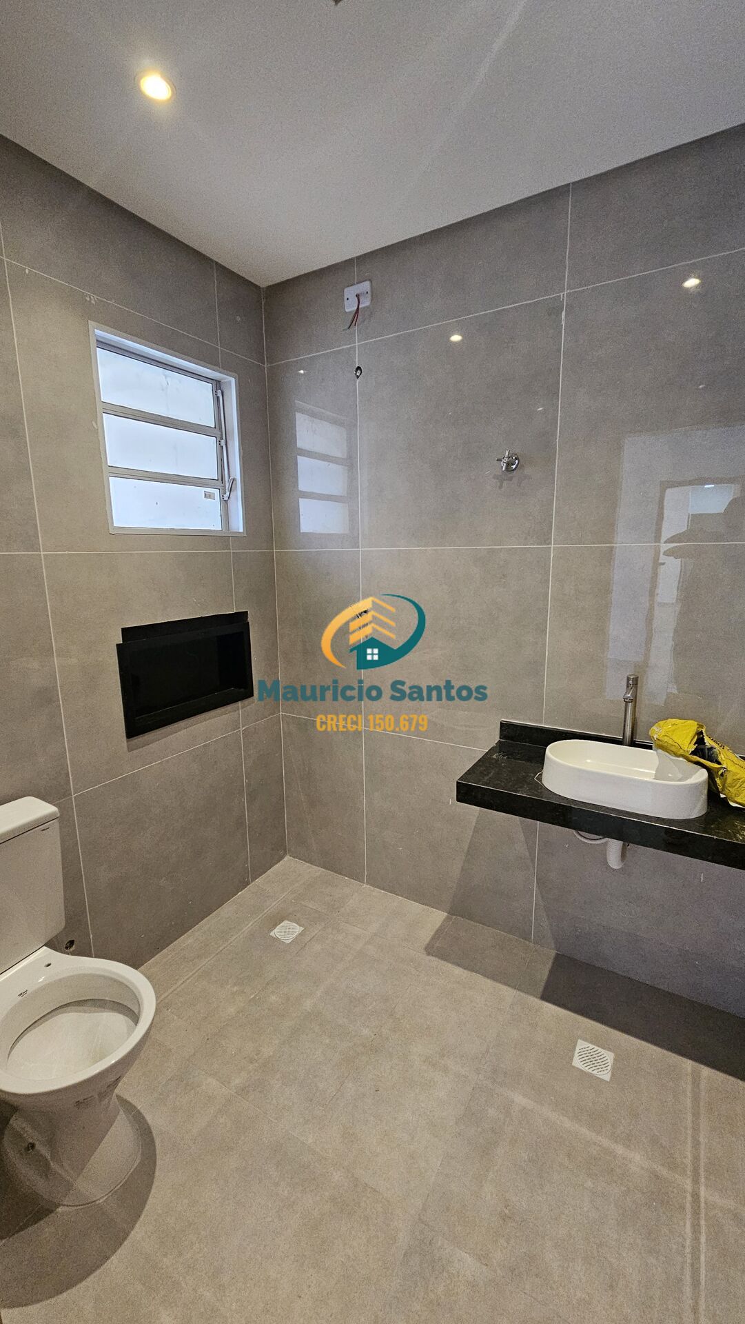 Casa à venda com 2 quartos, 1 suíte, 2 vagas e 70m² no Itaguai, Mongaguá (SP) — foto 26 de 26