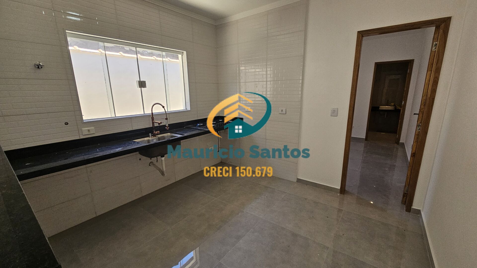 Casa à venda com 2 quartos, 1 suíte, 2 vagas e 70m² no Itaguai, Mongaguá (SP) — foto 19 de 26