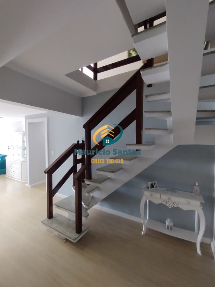Cobertura à venda com 4 quartos, 2 suítes, 2 vagas e 208m² no Centro, Mongaguá (SP) — foto 3 de 30