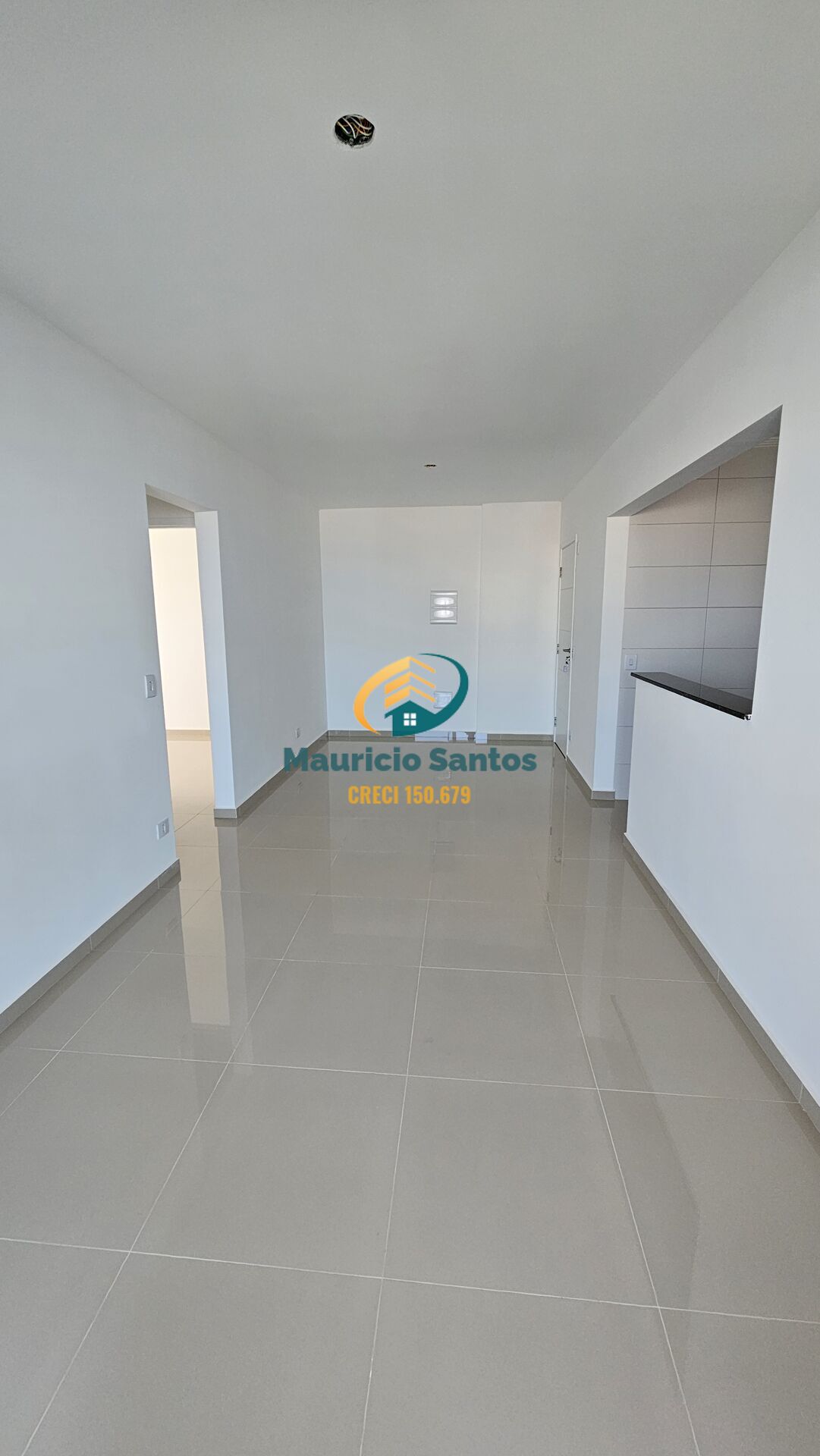 Apartamento à venda com 2 quartos, 1 suíte, 1 vaga e 75m² no Centro, Mongaguá (SP) — foto 3 de 30