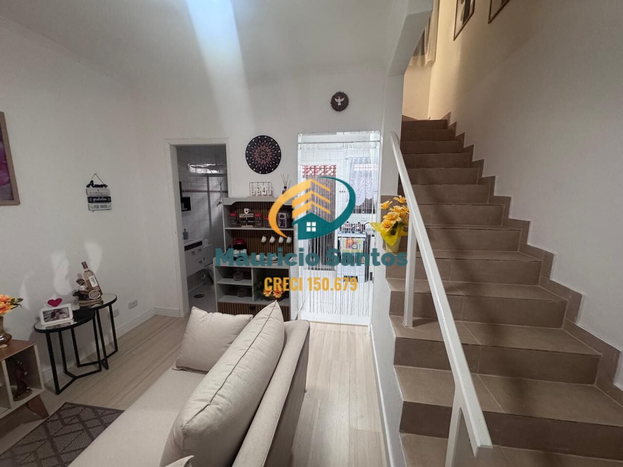 Casa à venda com 1 quarto, 1 suíte, 1 vaga e 58m² no Centro, Mongaguá (SP) — foto 2 de 27