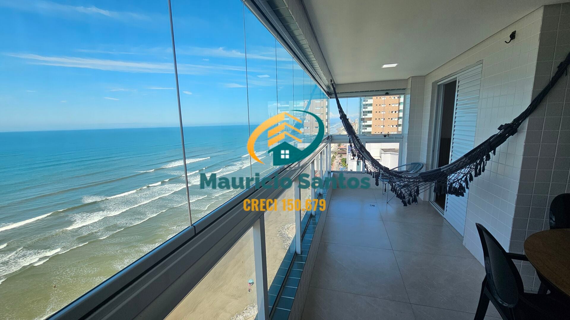 Apartamento à venda com 3 quartos, 2 banheiros, 2 vagas e 110m² no Centro, Mongaguá — foto principal