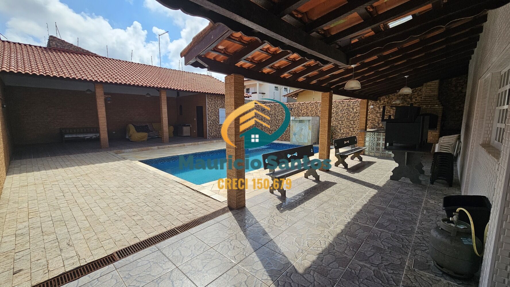 Casa à venda com 4 quartos, 3 banheiros, 5 vagas e 100m² no Jardim Suarão - Praia, Itanhaém (SP) — foto 13 de 26