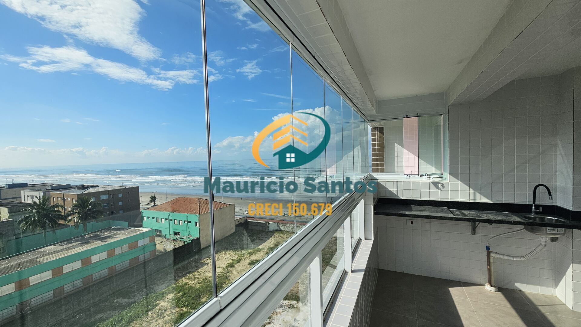 Apartamento à venda com 2 quartos, 2 banheiros, 1 vaga e 75m² no Centro, Mongaguá — foto principal