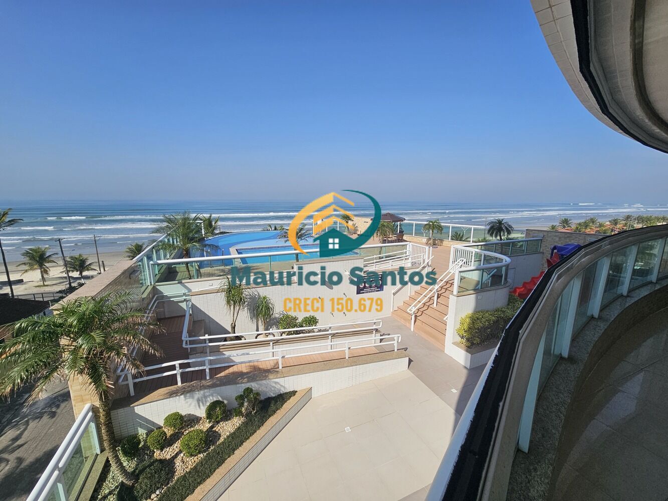 Apartamento à venda com 3 quartos, 2 banheiros, 2 vagas e 110m² no Centro, Mongaguá — foto principal