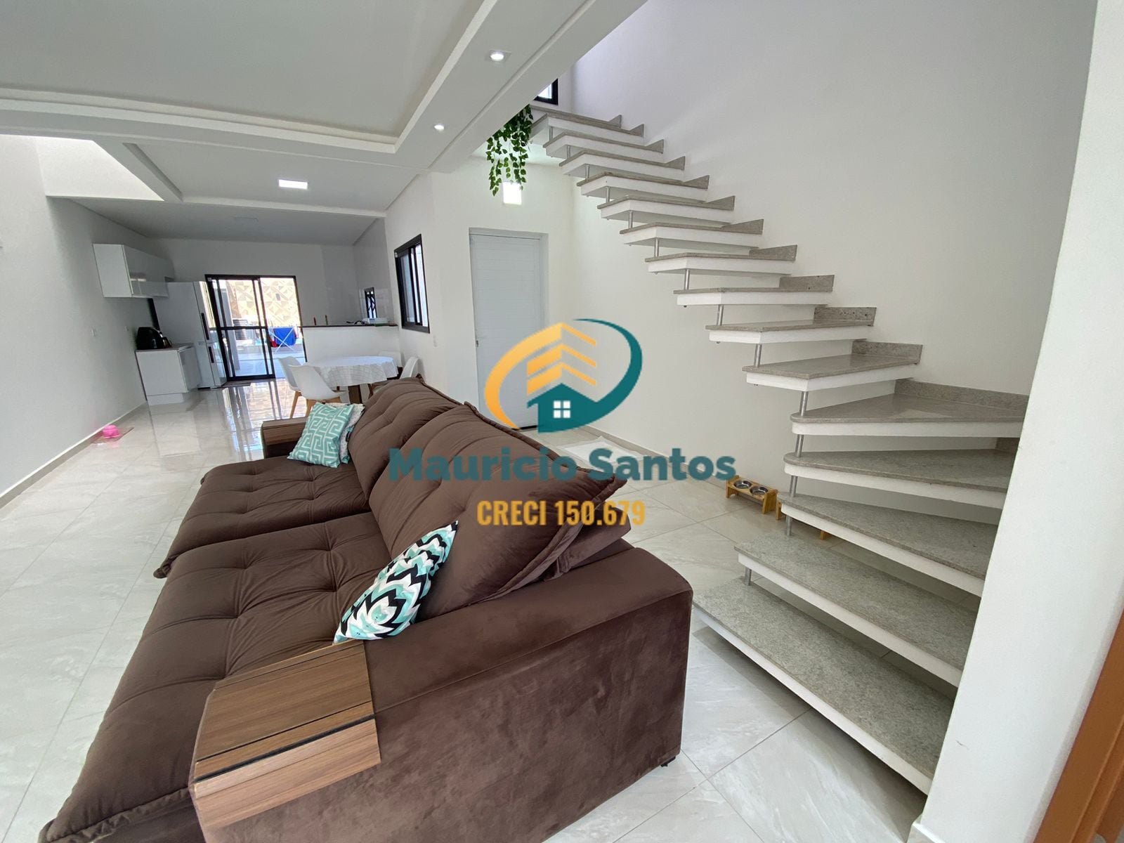 Casa à venda com 3 quartos, 3 suítes, 2 vagas e 147m² no Centro, Mongaguá (SP) — foto 6 de 30