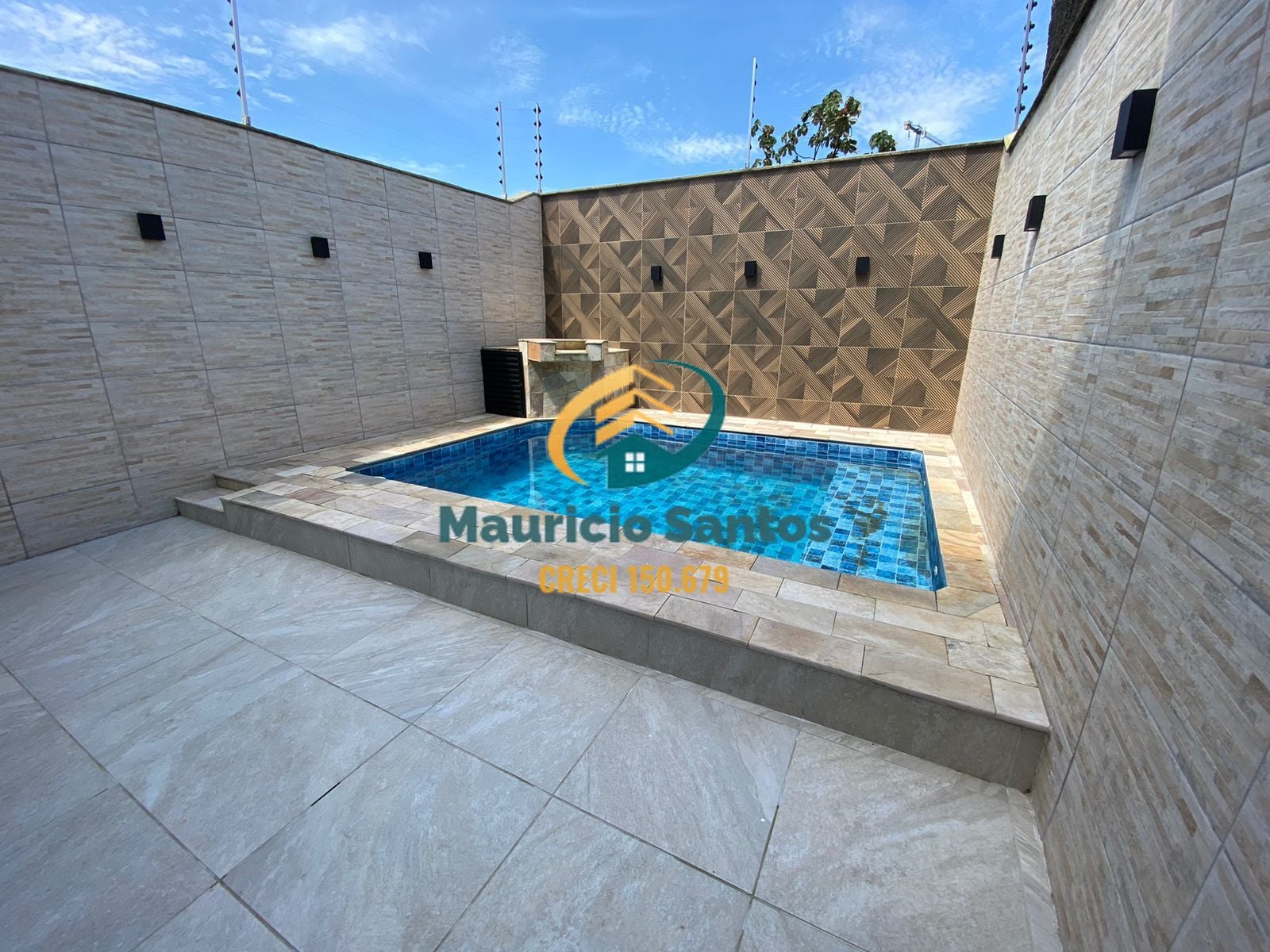 Casa à venda com 3 quartos, 3 suítes, 2 vagas e 147m² no Centro, Mongaguá (SP) — foto 2 de 30
