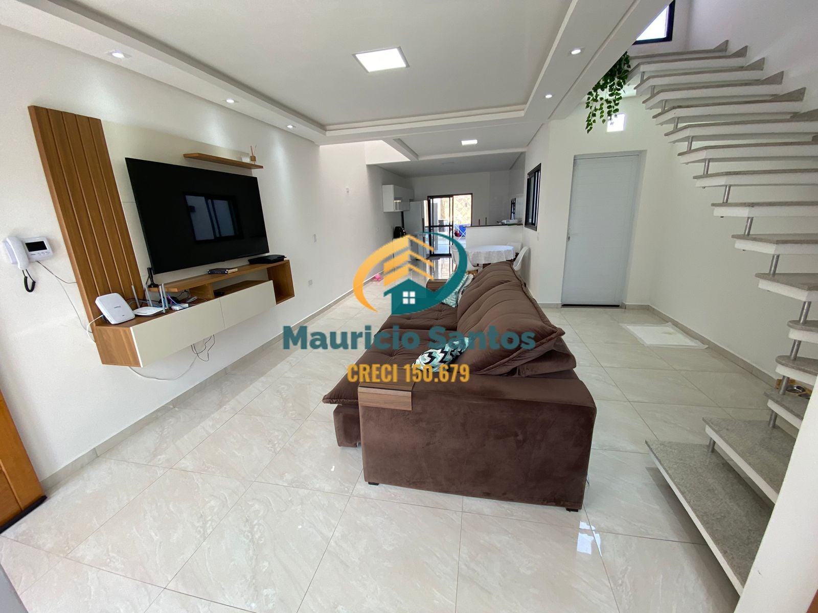 Casa à venda com 3 quartos, 3 suítes, 2 vagas e 147m² no Centro, Mongaguá (SP) — foto 8 de 30