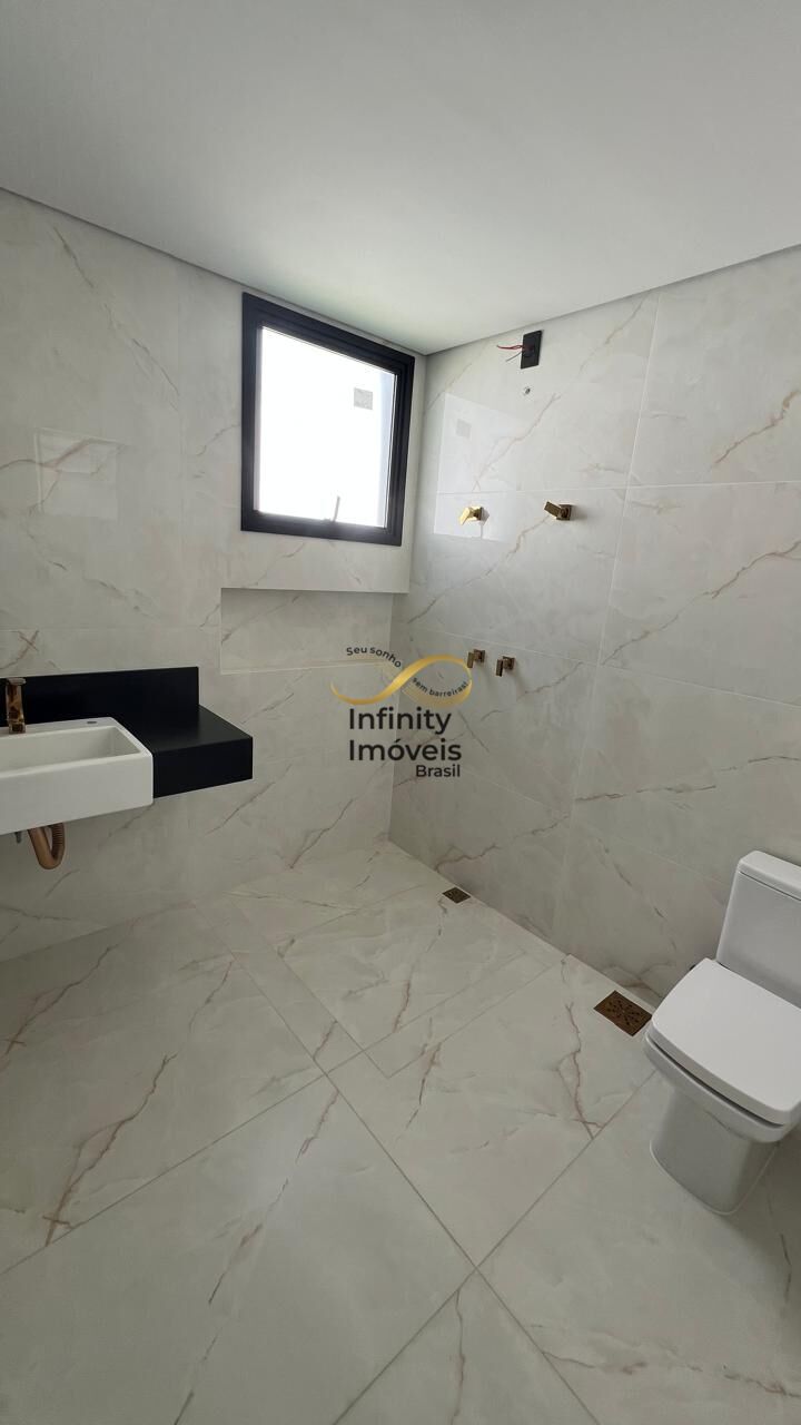 Casa, 4 quartos, 222 m² - Foto 33