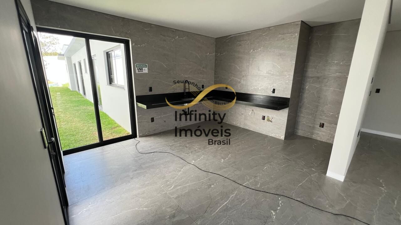 Casa, 4 quartos, 222 m² - Foto 40