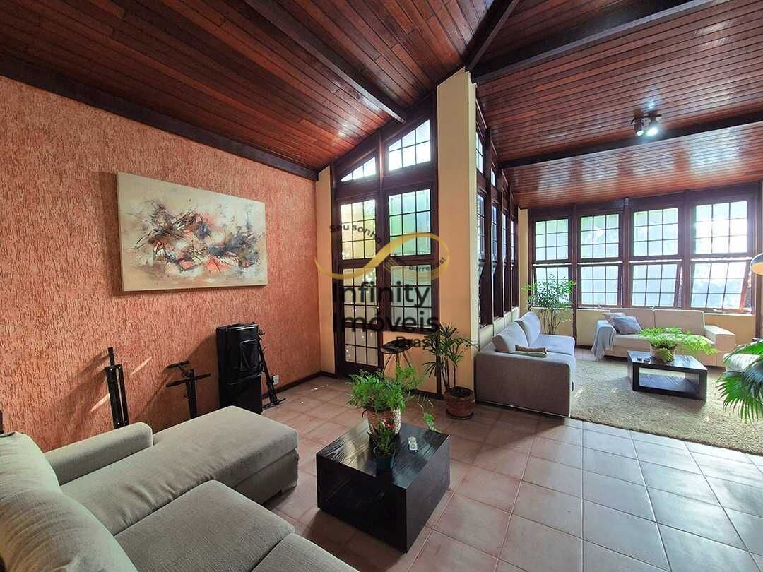 Casa, 4 quartos, 300 m² - Foto 37