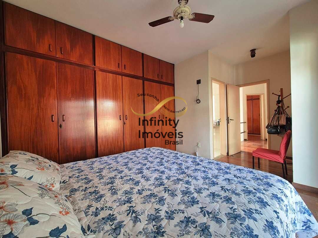Casa, 4 quartos, 300 m² - Foto 22