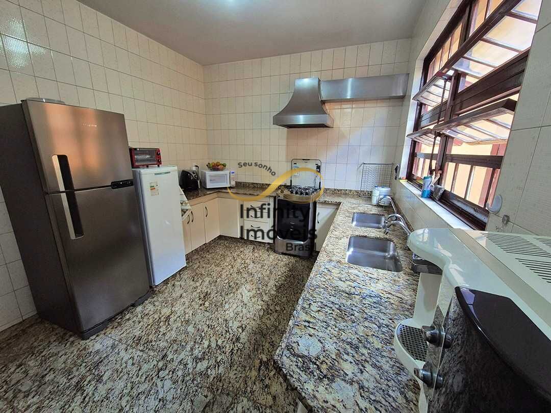 Casa, 4 quartos, 300 m² - Foto 29
