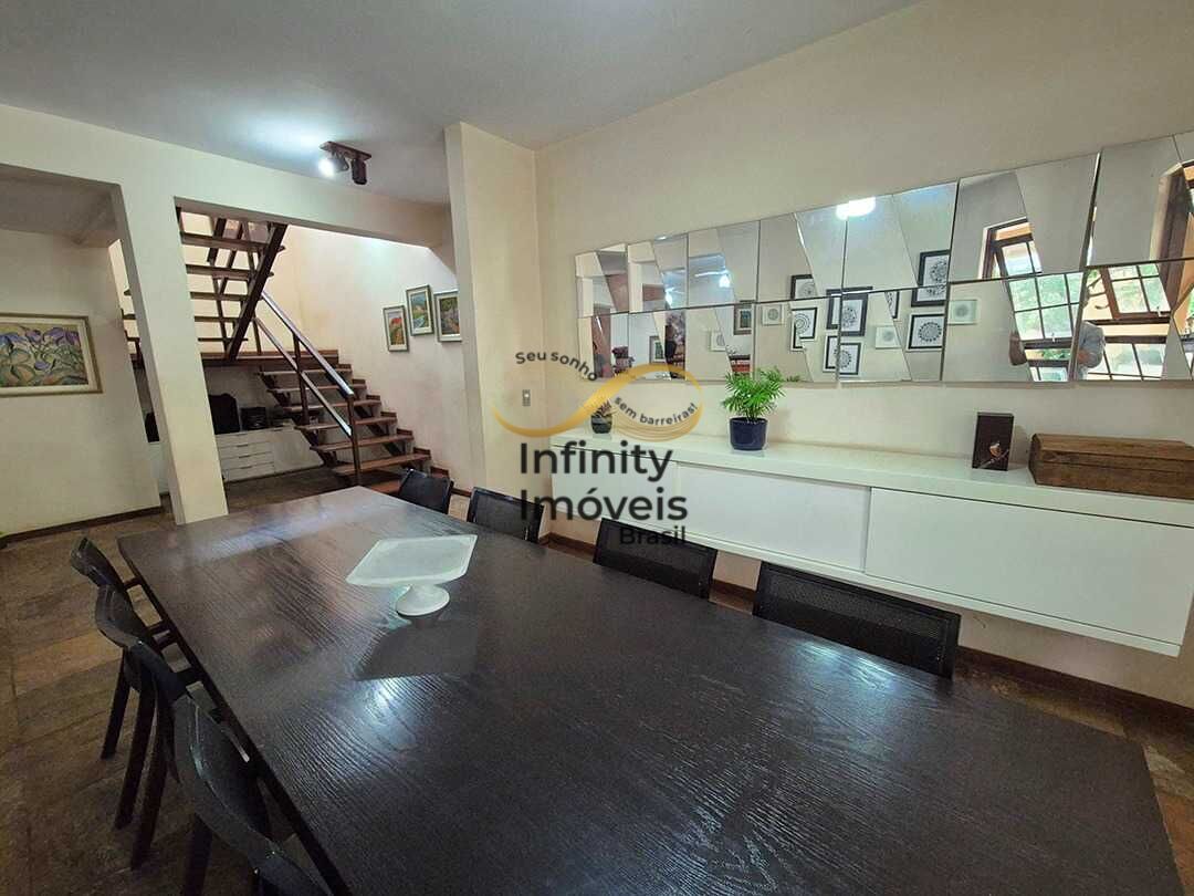 Casa, 4 quartos, 300 m² - Foto 16
