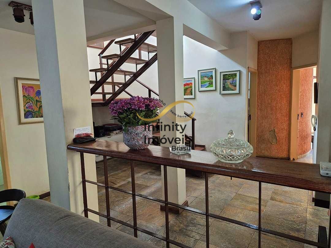 Casa, 4 quartos, 300 m² - Foto 34