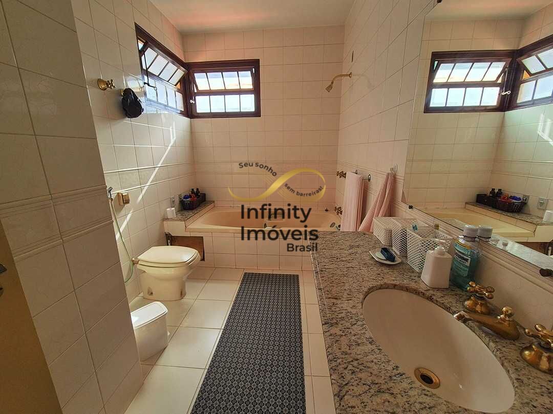 Casa, 4 quartos, 300 m² - Foto 26