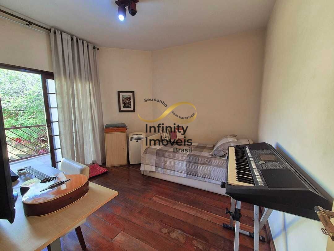 Casa, 4 quartos, 300 m² - Foto 15