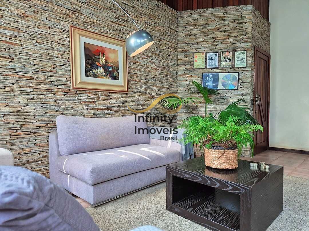 Casa, 4 quartos, 300 m² - Foto 31