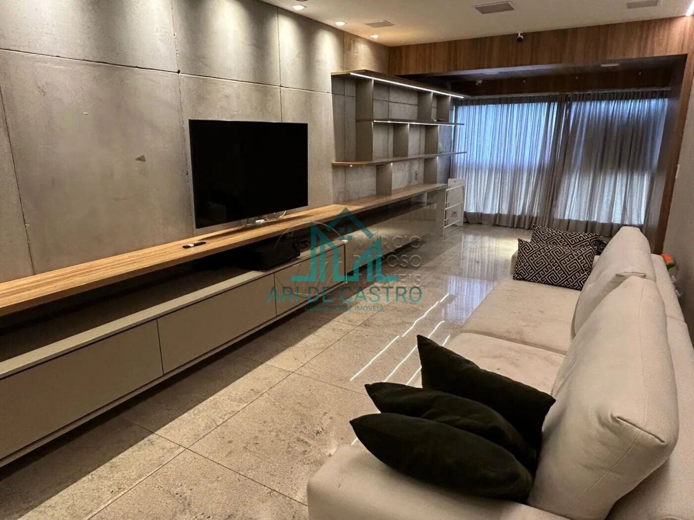 Apartamento, 3 quartos, 139 m² - Foto 2