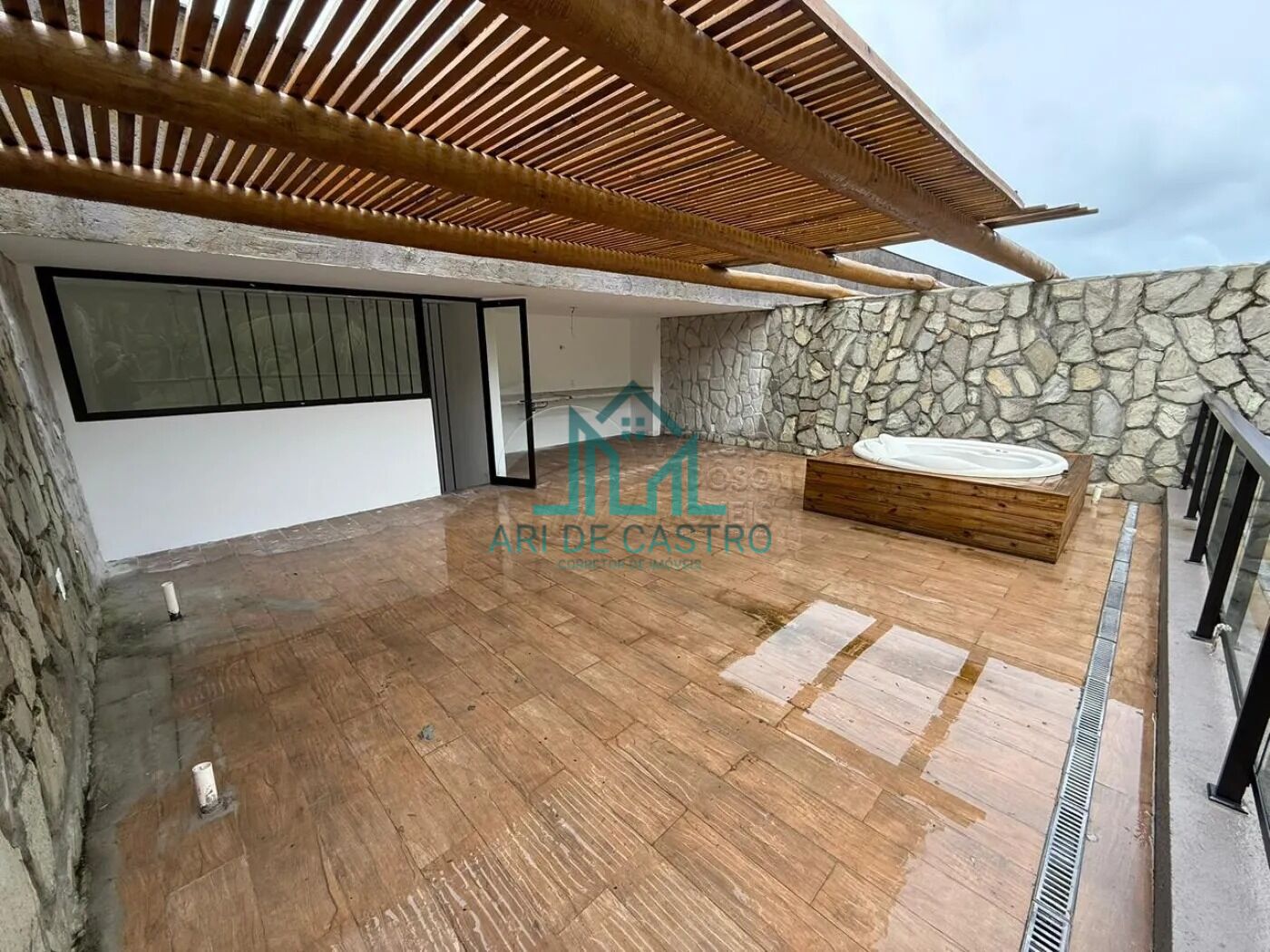 Apartamento, 3 quartos, 240 m² - Foto 1