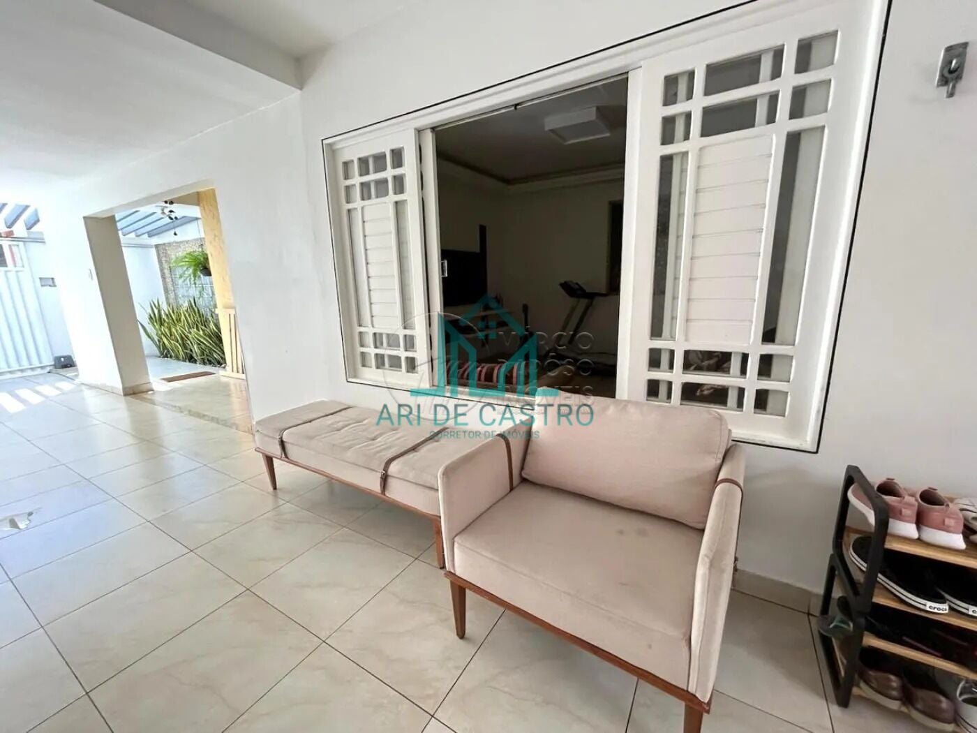 Casa, 3 quartos, 240 m² - Foto 2