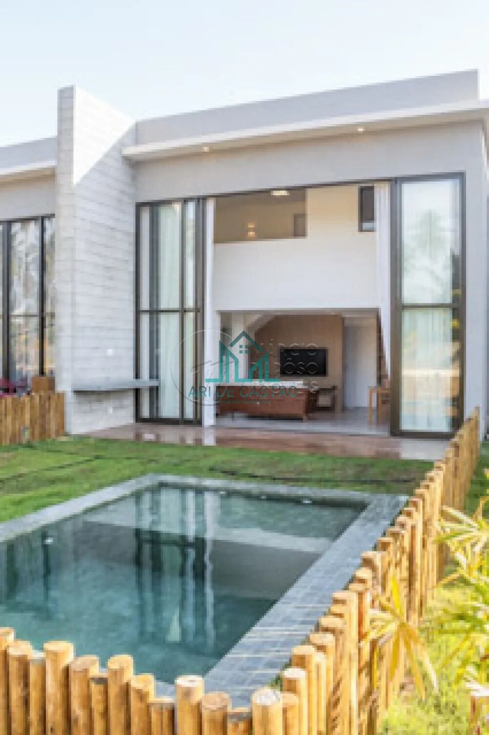 Casa, 3 quartos, 114 m² - Foto 1