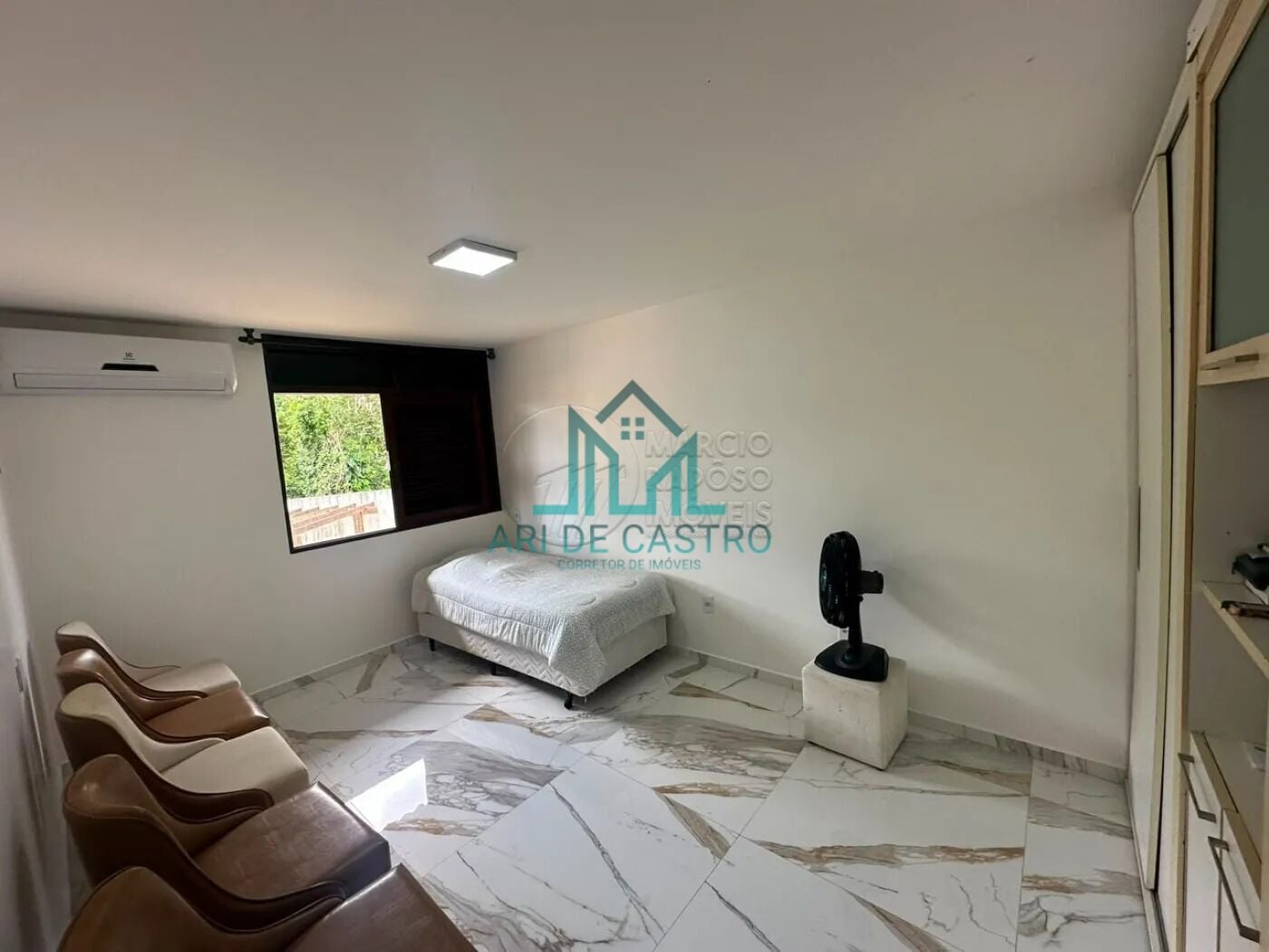Casa, 3 quartos, 360 m² - Foto 23