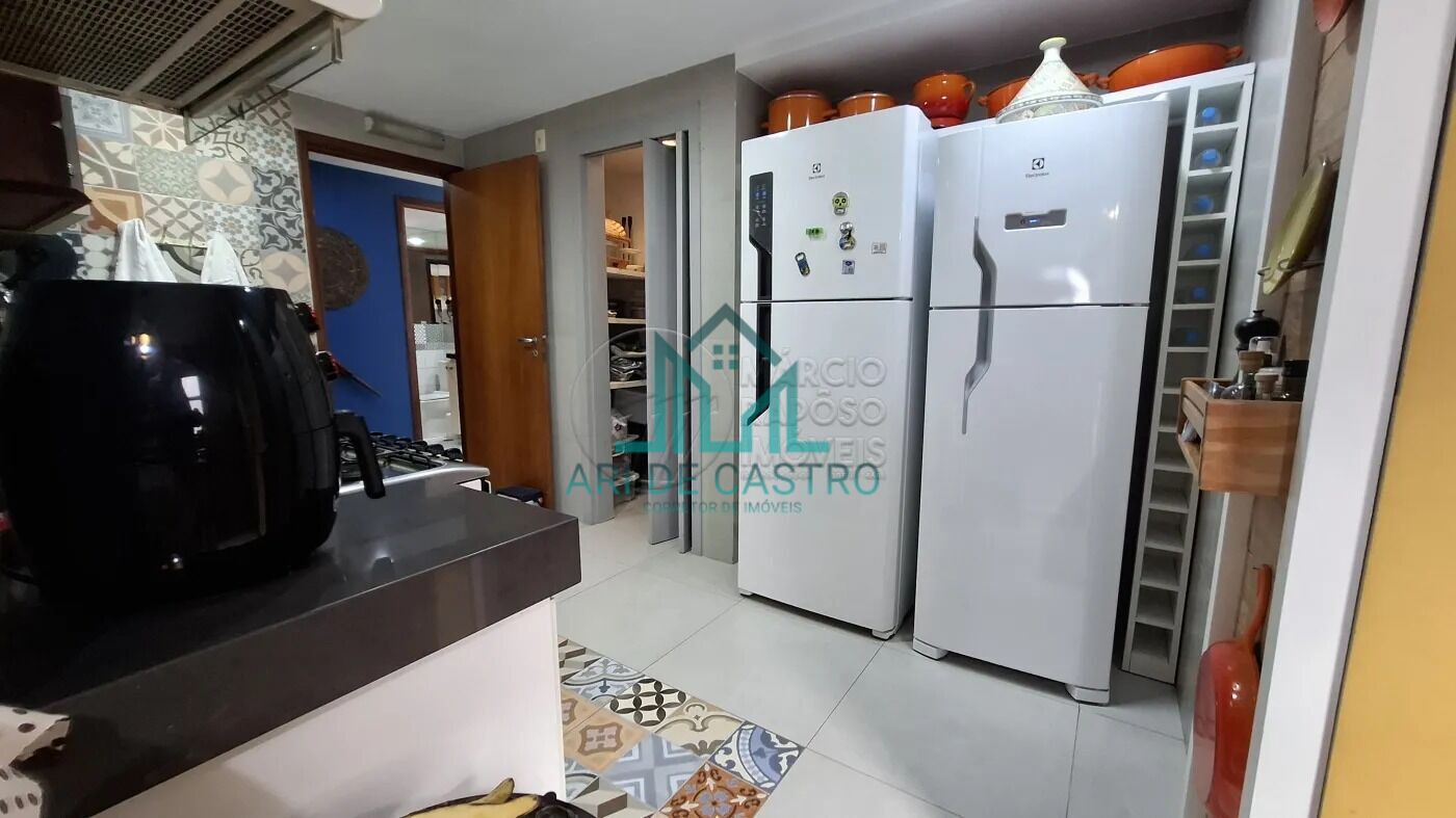Cobertura, 3 quartos, 251 m² - Foto 32