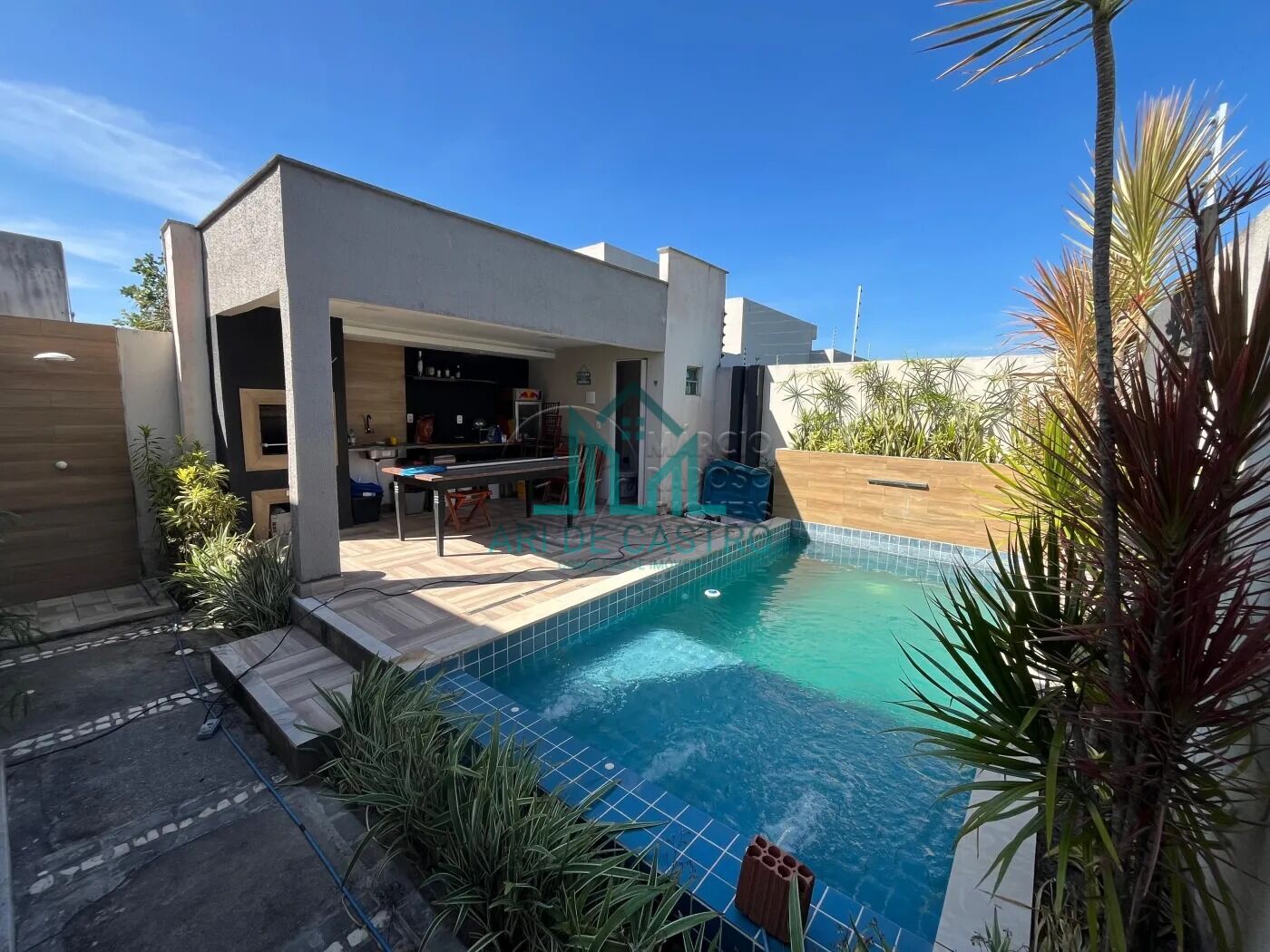 Casa, 3 quartos, 122 m² - Foto 1